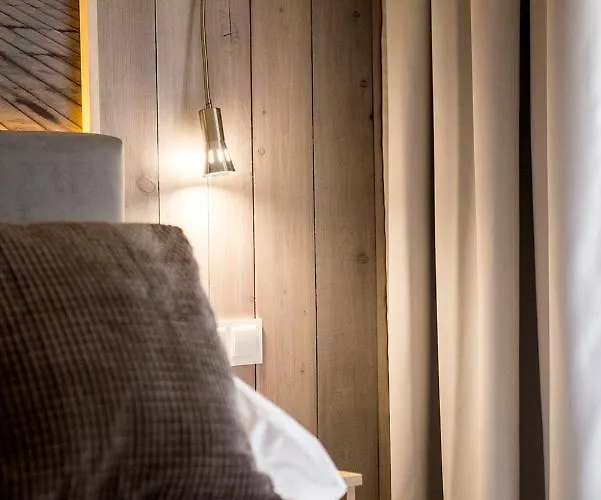 Eu - Wood - Angielska Grobla Old Town Sw Barbary 12