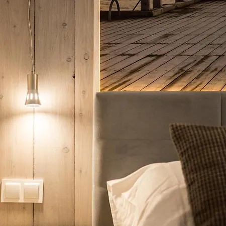 Eu - Wood - Angielska Grobla Old Town Sw Barbary 12 * גדנסק